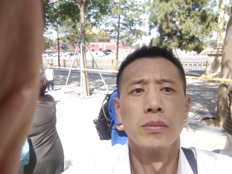 刘红兵的第一张照片--昆明相亲服务中心