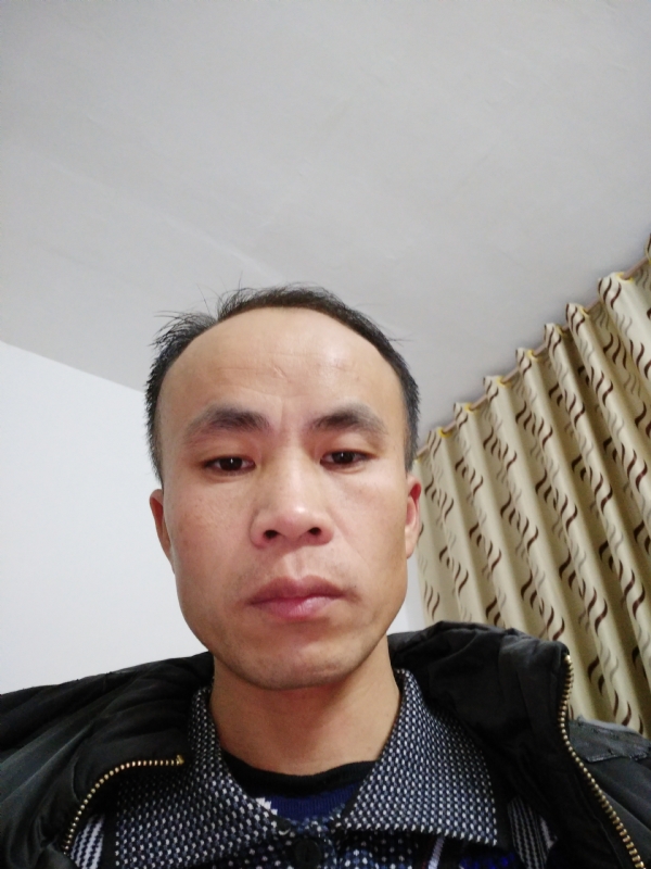 人生相爱的第一张照片--昆明相亲服务中心