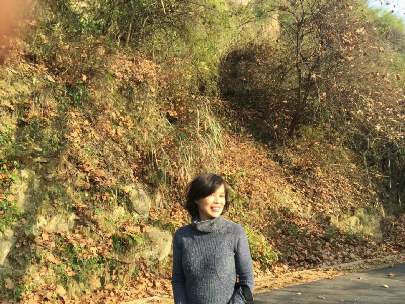 蠢蠢的第一张照片--昆明相亲服务中心