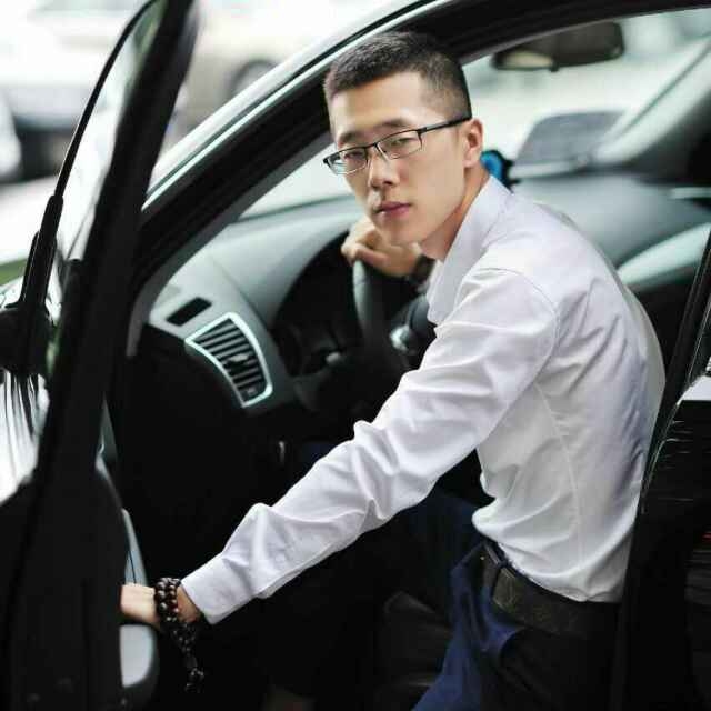 唯美幸福的第一张照片--昆明相亲服务中心