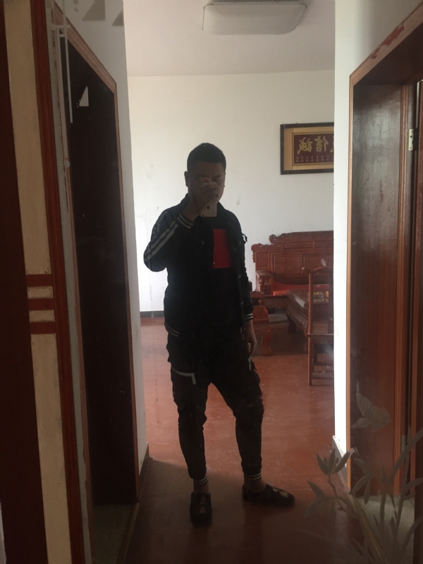 MC无所畏惧的第一张照片--昆明相亲服务中心