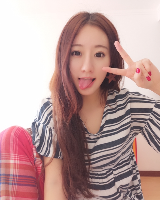 没有故事的女同学的第三张照片--昆明相亲服务中心