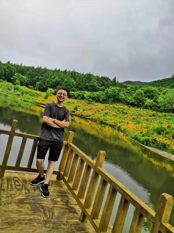 正能量的第三张照片--昆明相亲服务中心