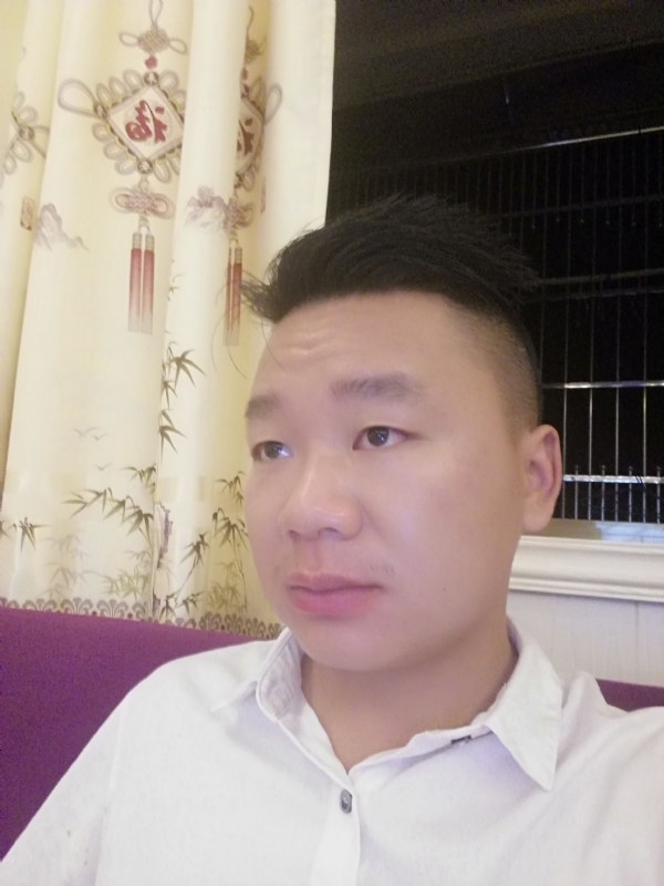 王梓林的第一张照片--昆明相亲服务中心