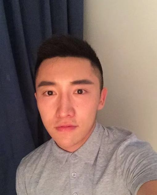 灰太狼的第一张照片--昆明相亲服务中心