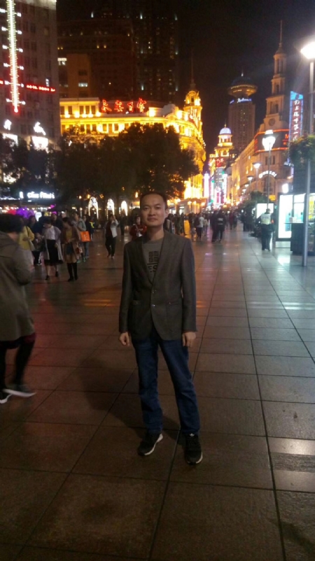 水池养鱼的第一张照片--昆明相亲服务中心