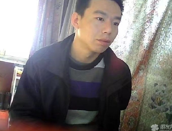 向钱奔跑的第一张照片--昆明相亲服务中心