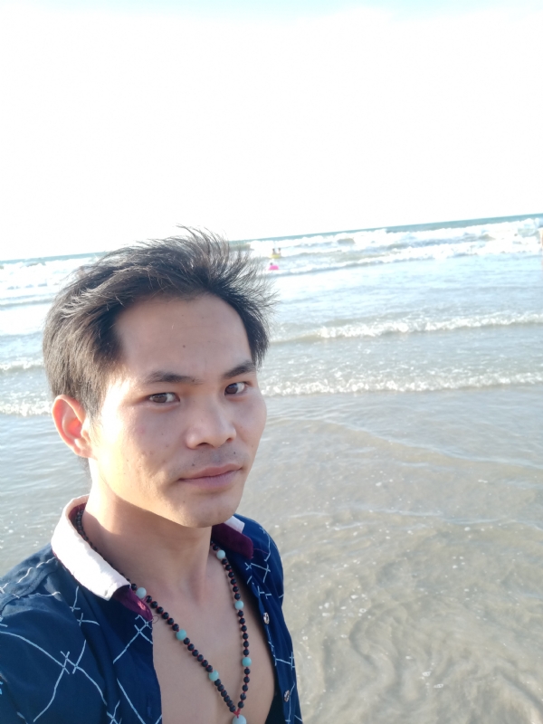 爱已欠费的第一张照片--昆明相亲服务中心