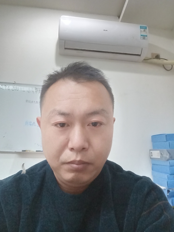 寻找另一半的第二张照片--昆明相亲服务中心