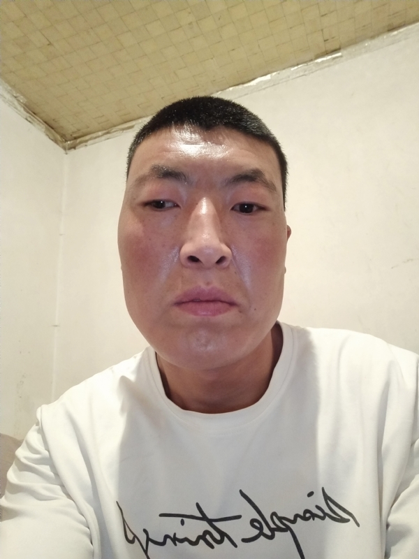 只为遇见你的第二张照片--昆明相亲服务中心
