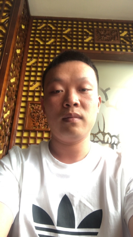 唐子龙的第二张照片--昆明相亲服务中心