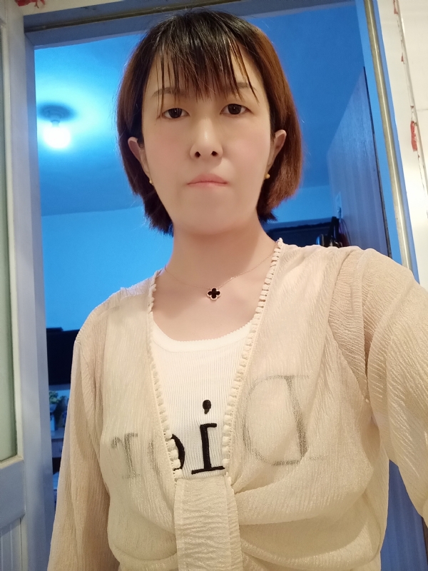 芬儿的第一张照片--昆明相亲服务中心