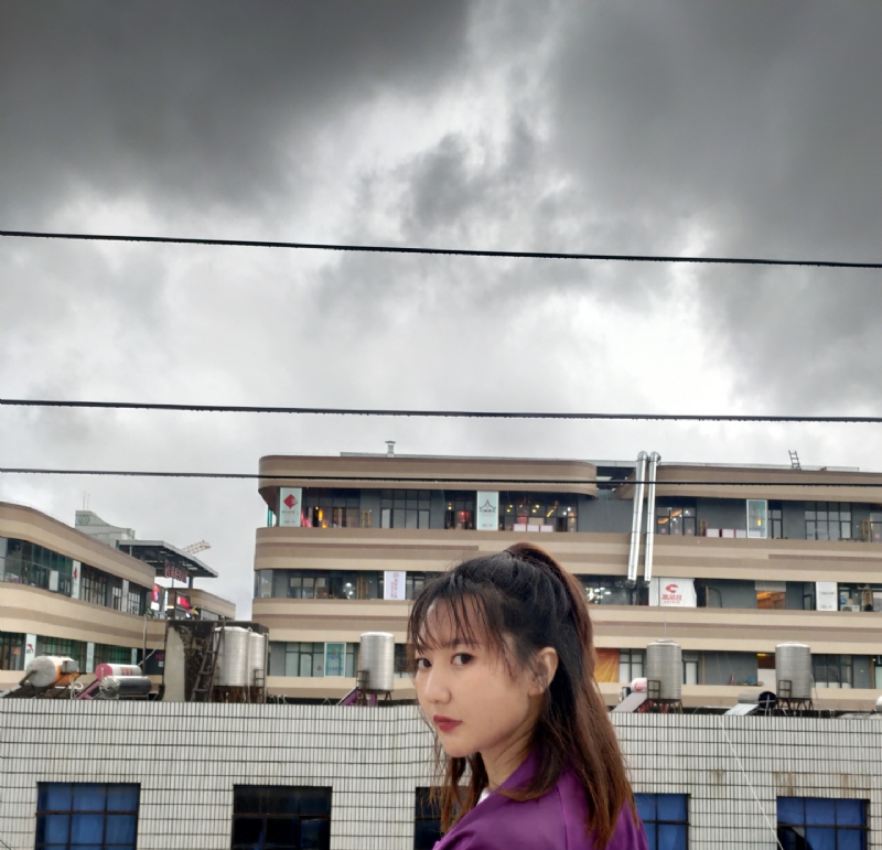 李家小姐的第一张照片--昆明相亲服务中心