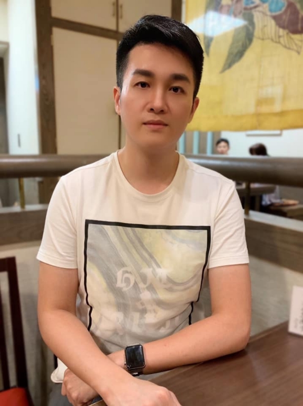 岁月流逝的第二张照片--昆明相亲服务中心