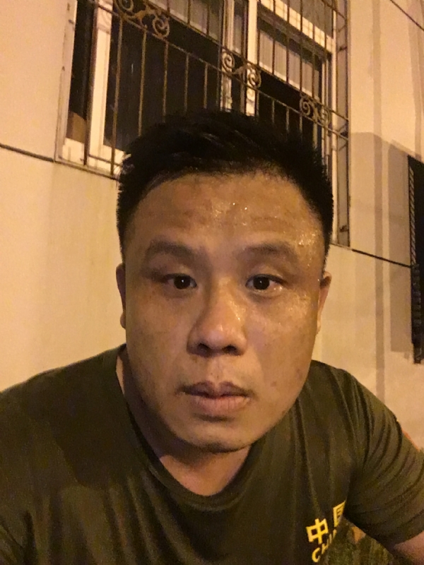 James2020的第一张照片--昆明相亲服务中心