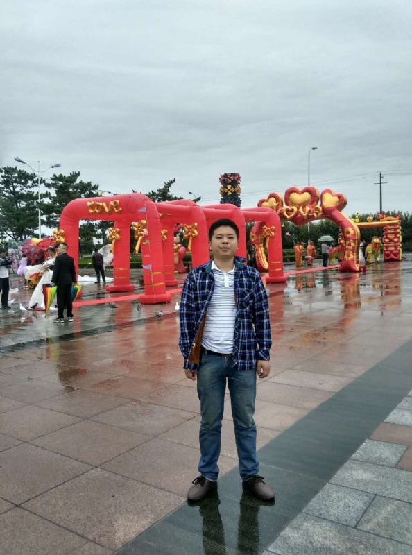 在奋斗的第三张照片--昆明相亲服务中心