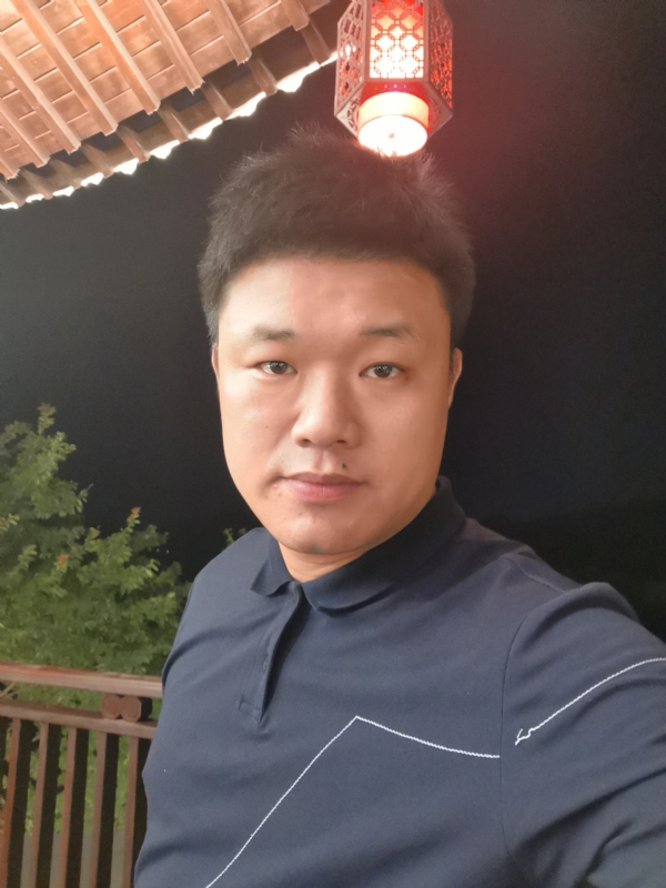 耿直boy的第一张照片--昆明相亲服务中心