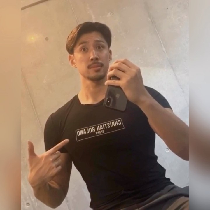 迎风而上的第一张照片--昆明相亲服务中心