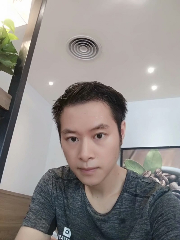 期待缘分的第二张照片--昆明相亲服务中心