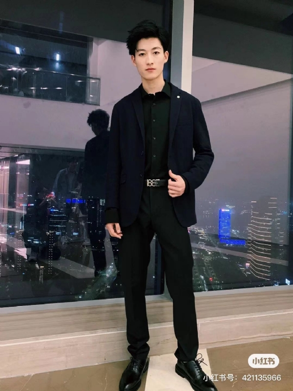 请来爱我的第二张照片--昆明相亲服务中心