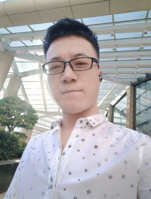 你是人间四月天的第一张照片--昆明相亲服务中心