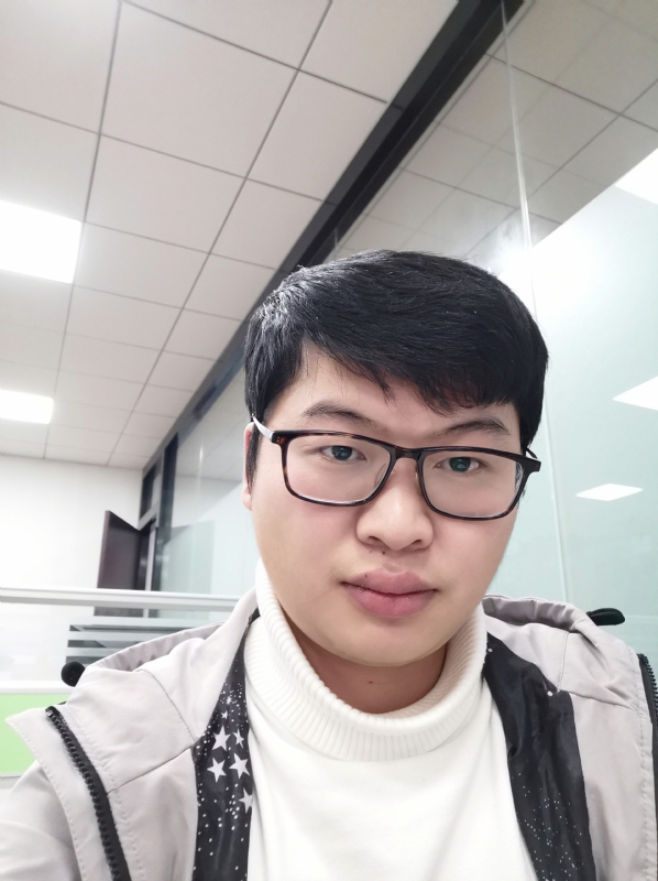 乀漓洛的第一张照片--昆明相亲服务中心