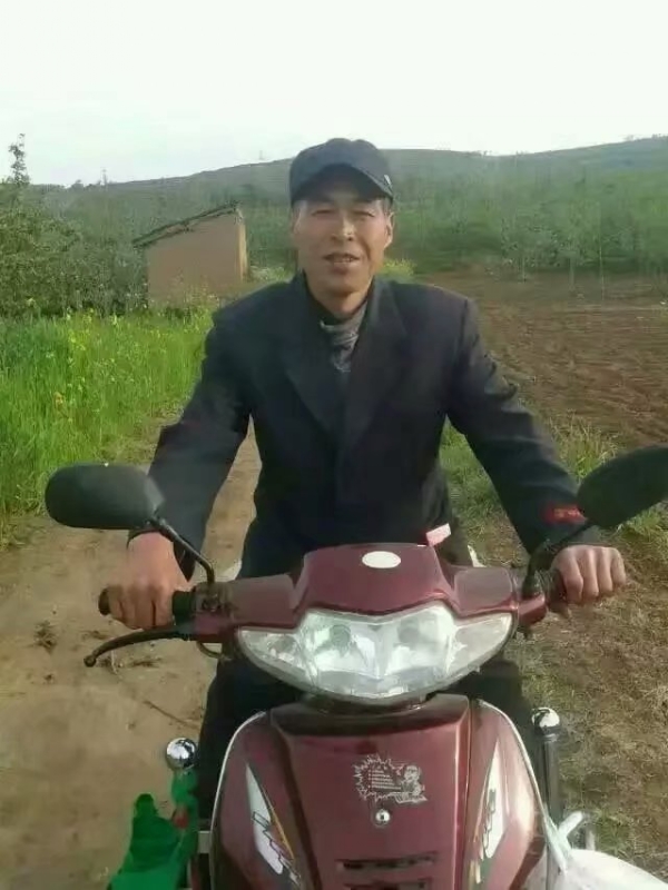 牵手随缘的第一张照片--昆明相亲服务中心