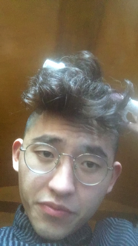 猪有皮的第一张照片--昆明相亲服务中心