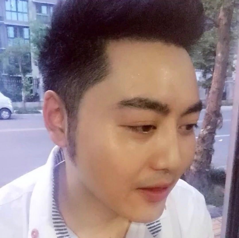 加油吧少年的第二张照片--昆明相亲服务中心