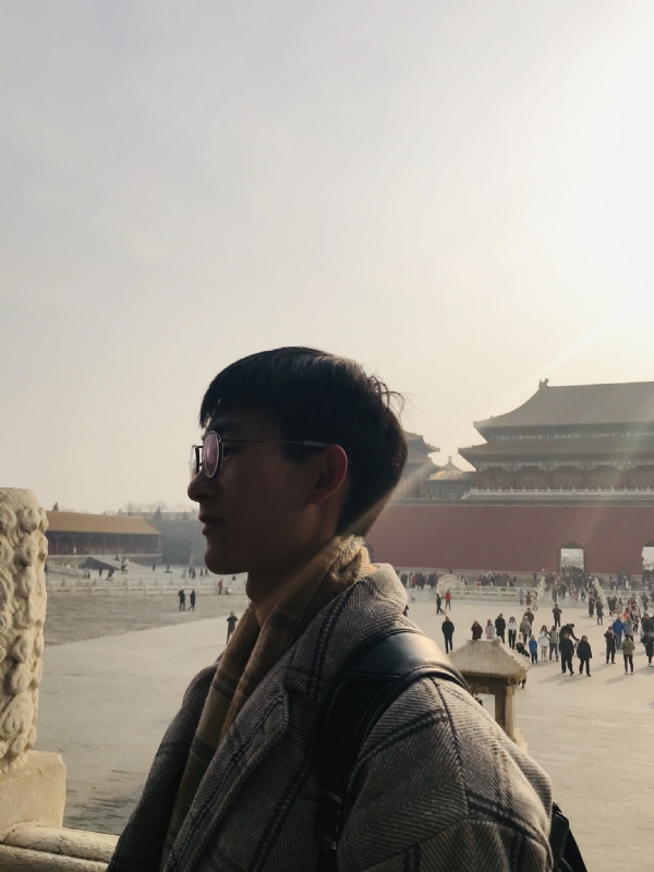 夏侯醉平的第一张照片--昆明相亲服务中心