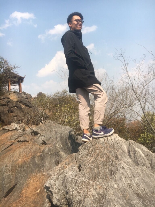 雨夜寻知己的第一张照片--昆明相亲服务中心