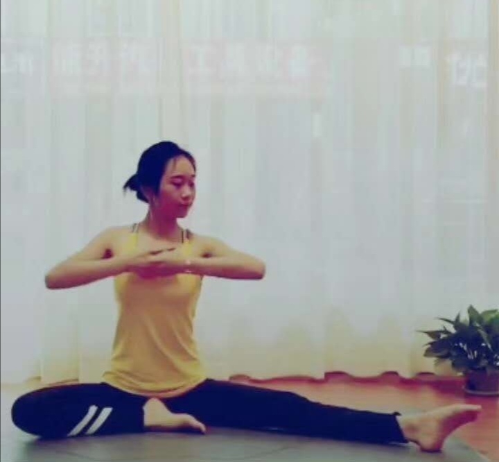 静静子的第一张照片--昆明相亲服务中心