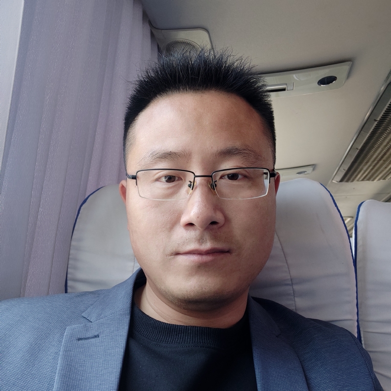 桑业挺的第一张照片--昆明相亲服务中心