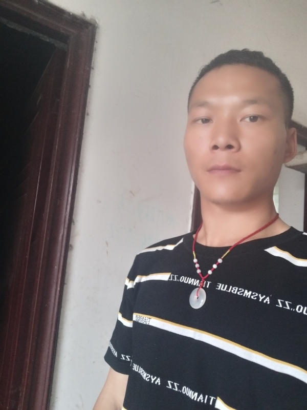 爱，请深爱的第一张照片--昆明相亲服务中心