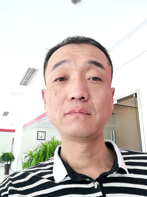 社会你的飞哥的第一张照片--昆明相亲服务中心