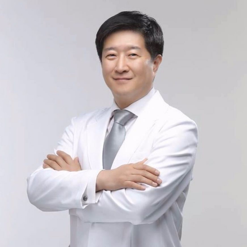 王伟的第五张照片--昆明相亲服务中心