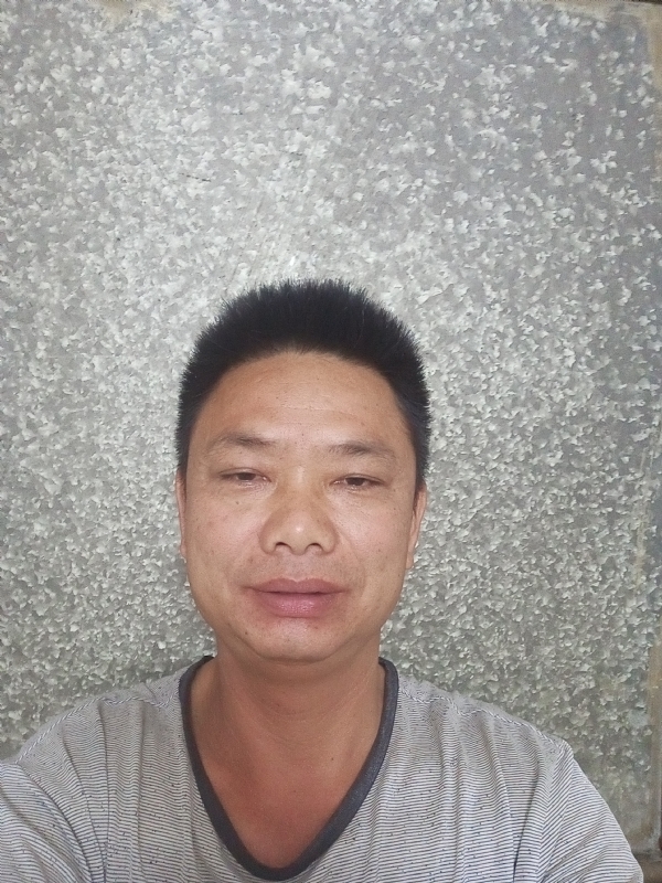白茫茫的第一张照片--昆明相亲服务中心