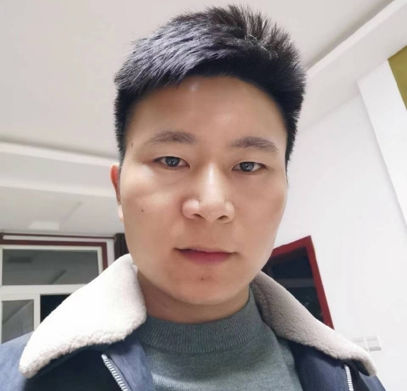 延峰的第一张照片--昆明相亲服务中心