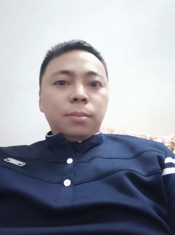 珍惜眼前人的第一张照片--昆明相亲服务中心