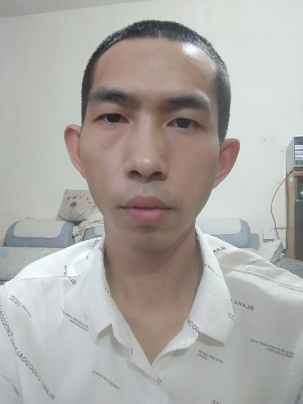 惜颜的第一张照片--昆明相亲服务中心