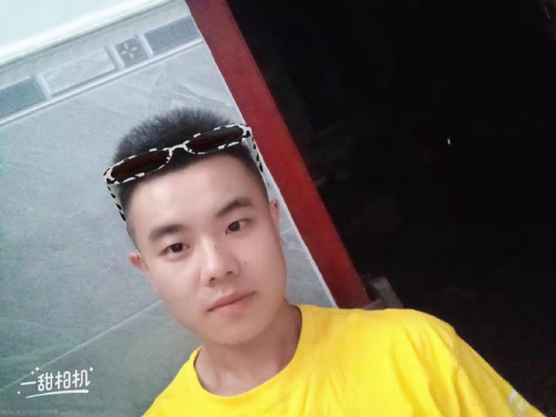 建国90周年的学渣的第一张照片--昆明相亲服务中心