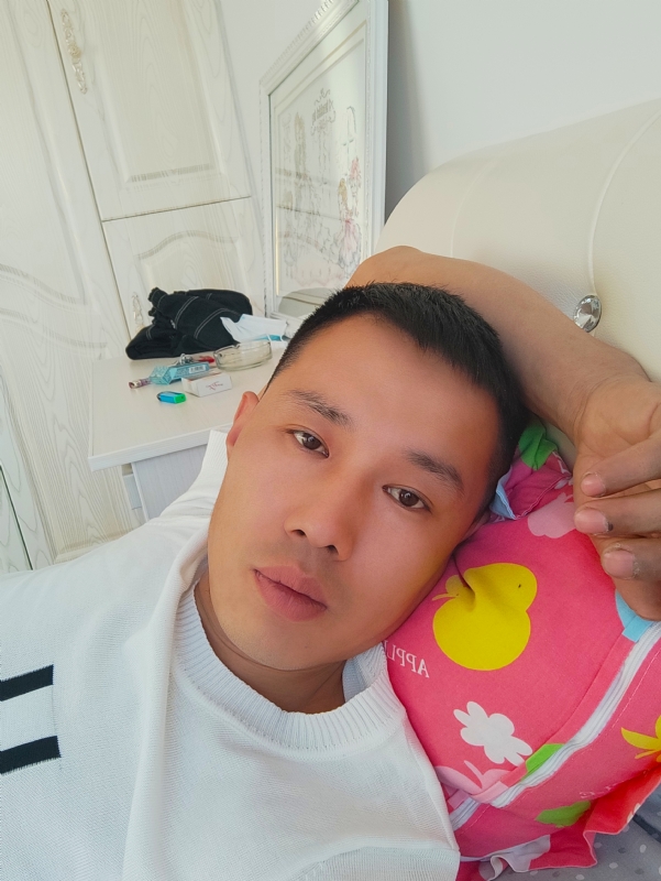 一个人的第一张照片--昆明相亲服务中心