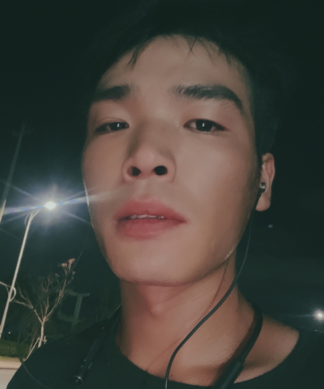 满船清梦压星河的第一张照片--昆明相亲服务中心