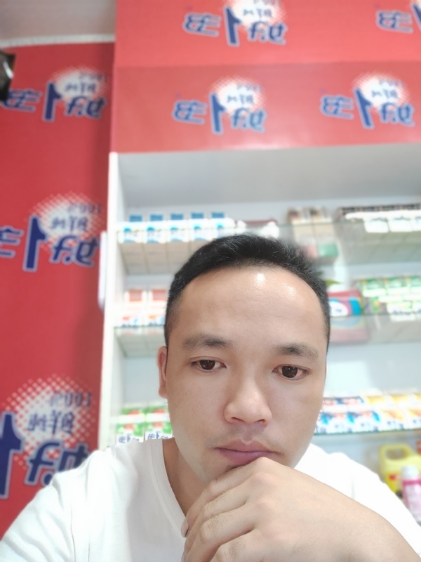 小老弟的第一张照片--昆明相亲服务中心