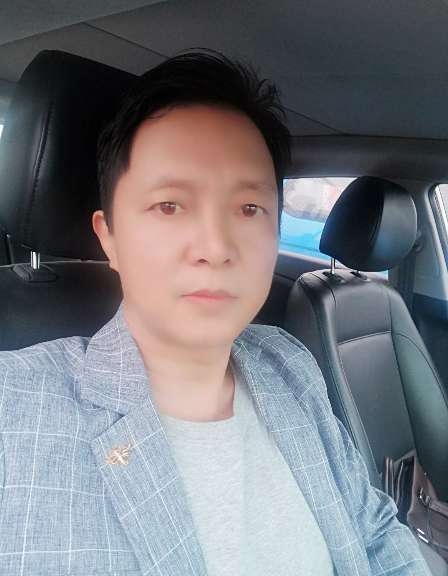 深蓝的第一张照片--昆明相亲服务中心