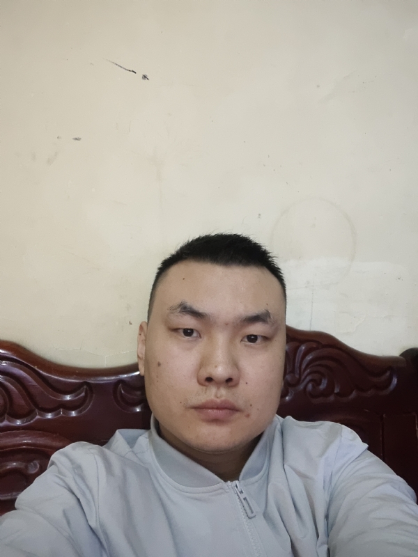 百里登风的第一张照片--昆明相亲服务中心