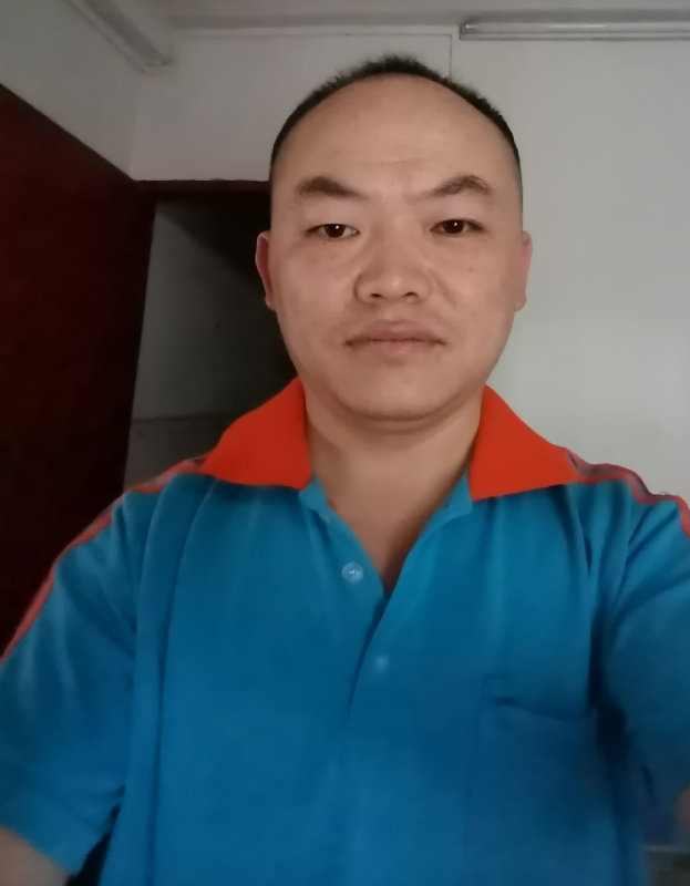 与子携老的第七张照片--昆明相亲服务中心