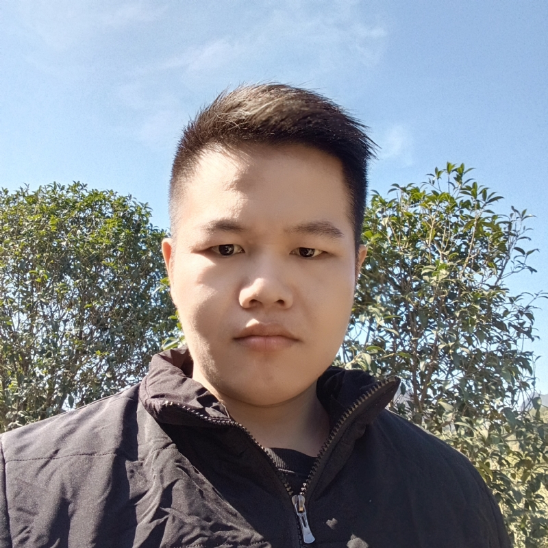 龙怀的第二张照片--昆明相亲服务中心