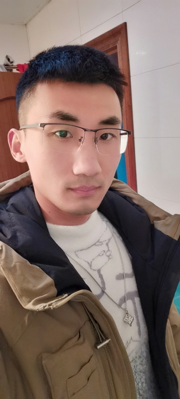 闯红灯吐泡泡的第一张照片--昆明相亲服务中心