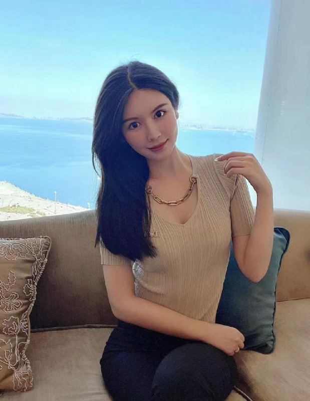 李芷晴的第一张照片--昆明相亲服务中心